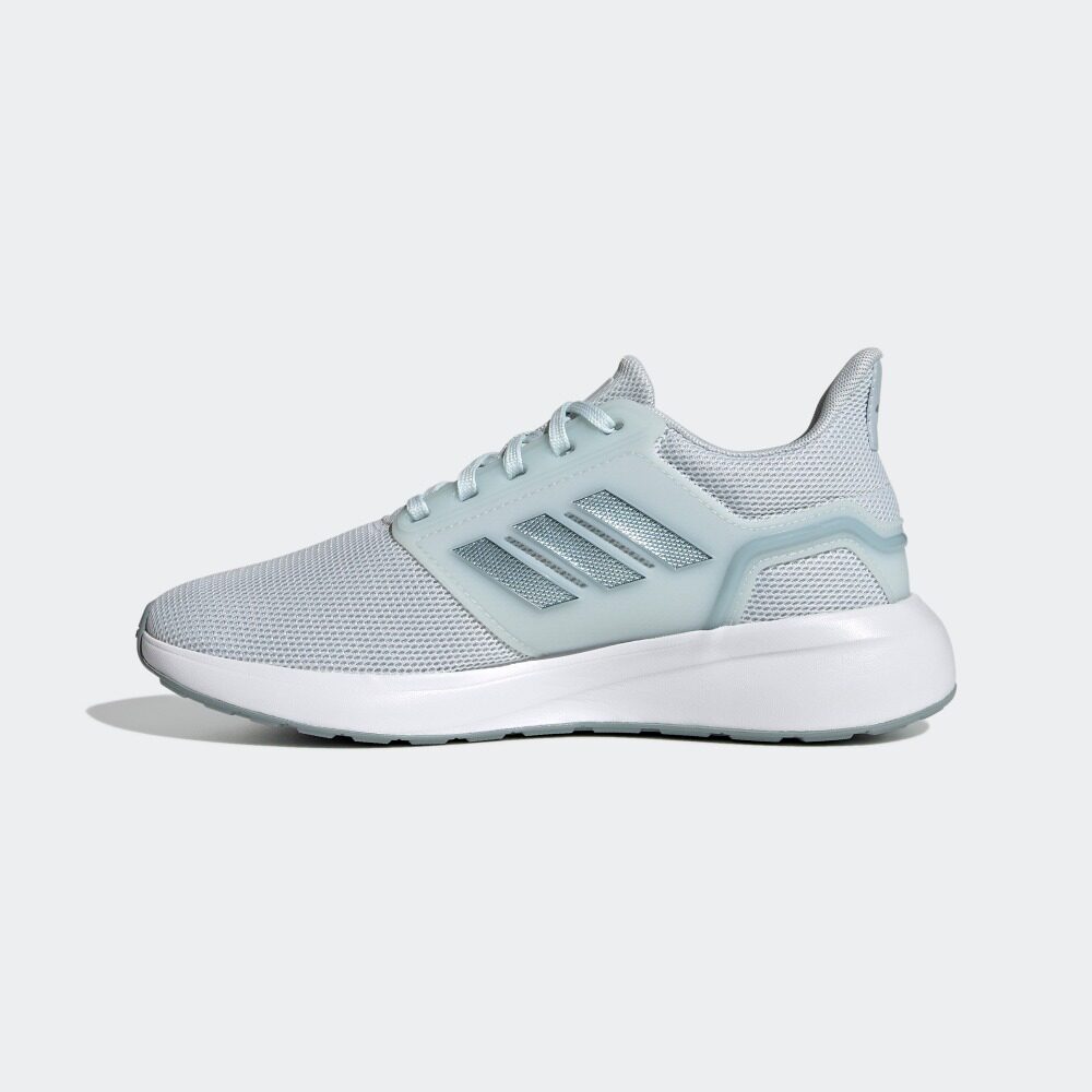  adidas跑步鞋