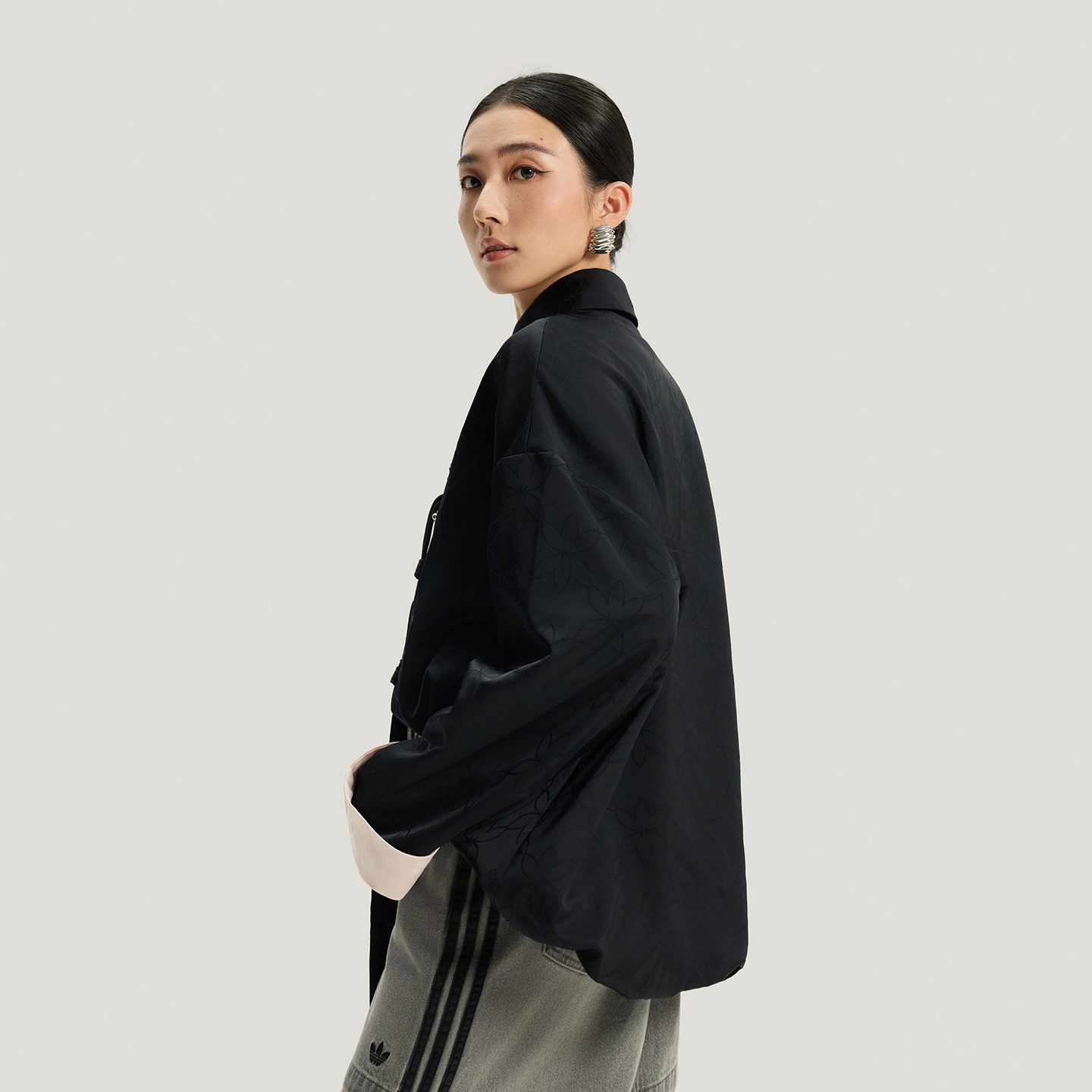 新中式提花休闲宽松运动夹克外套女装秋季adidas阿迪达斯三叶草,淘宝优惠券,粉丝福利购,淘宝优惠卷