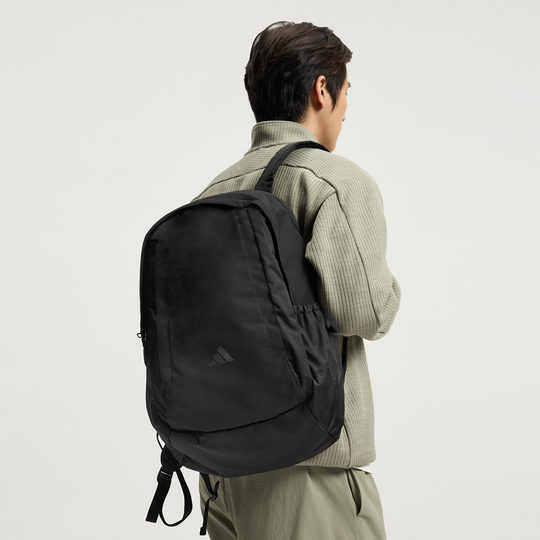 мужские и женские рюкзаки adidas