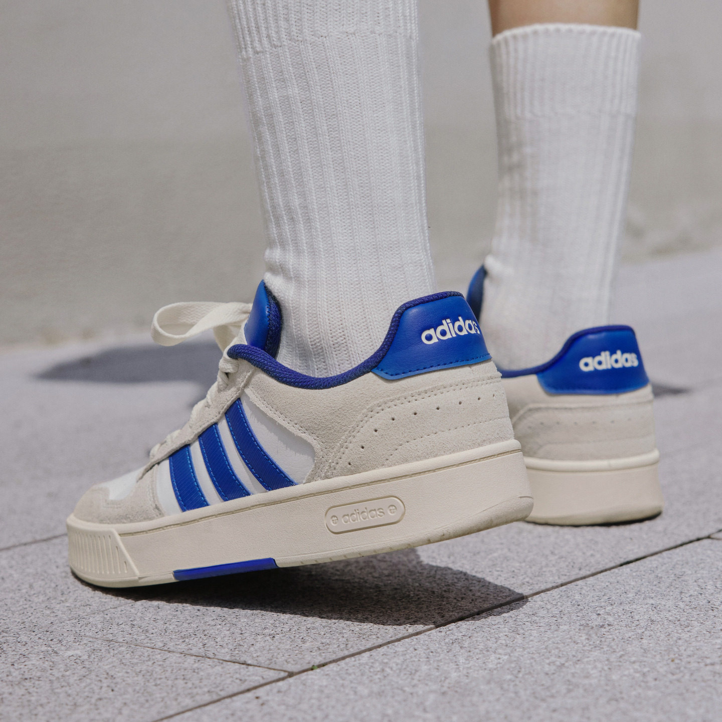 「小锯齿」D-PAD CLASSIC美高风篮球风板鞋男女adidas阿迪达斯