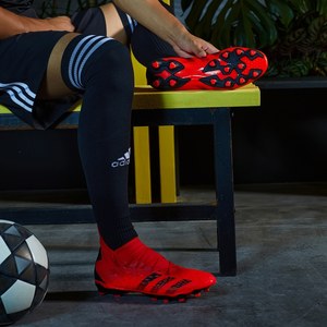 adidas阿迪达斯官网PREDATOR男女软/硬人造草坪足球鞋FY6303
