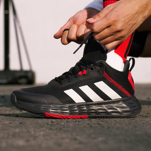 OWNTHEGAME 2.0低帮团队款实战篮球鞋男子adidas阿迪达斯官方