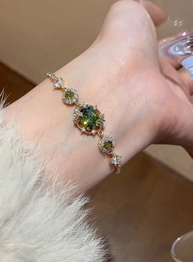 真金电镀锆石椭圆形吊坠手链轻奢感手环设计感小众气质手饰女