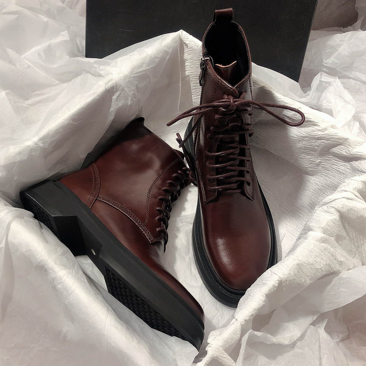 2025秋冬季新款真皮机车马丁靴粗跟圆头英伦风侧拉链骑士厚底短靴 - 图0