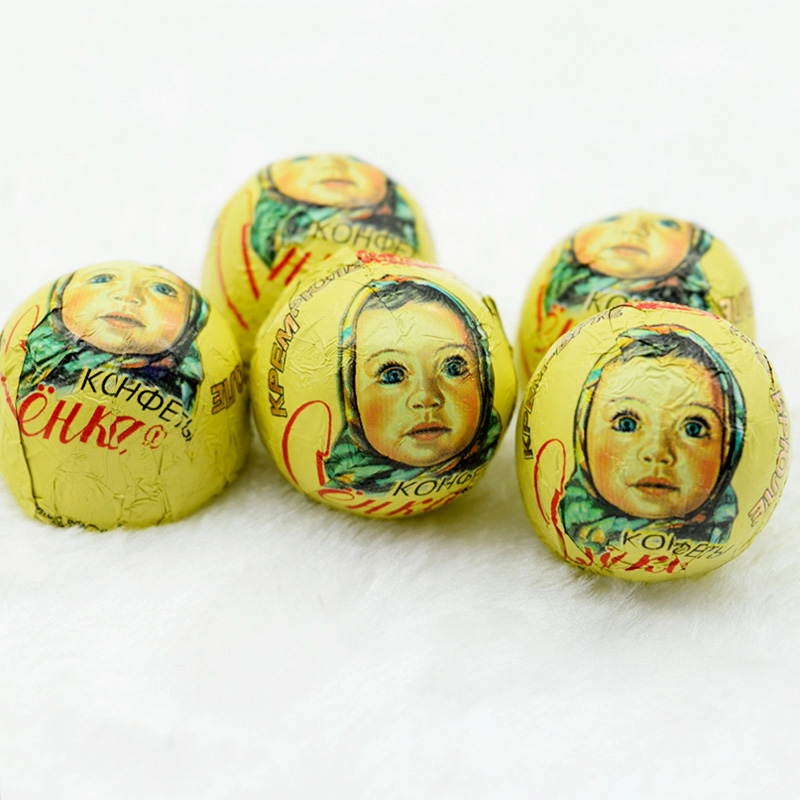进口俄罗斯巧克力糖果大头娃娃头半球焦糖布丁特产零食250满包邮-图1