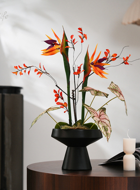 酒店餐桌中间摆花天堂鸟盆栽假花