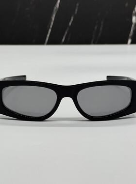 SAINT LAURENT圣罗兰SL M140 002黑色银女太阳眼镜