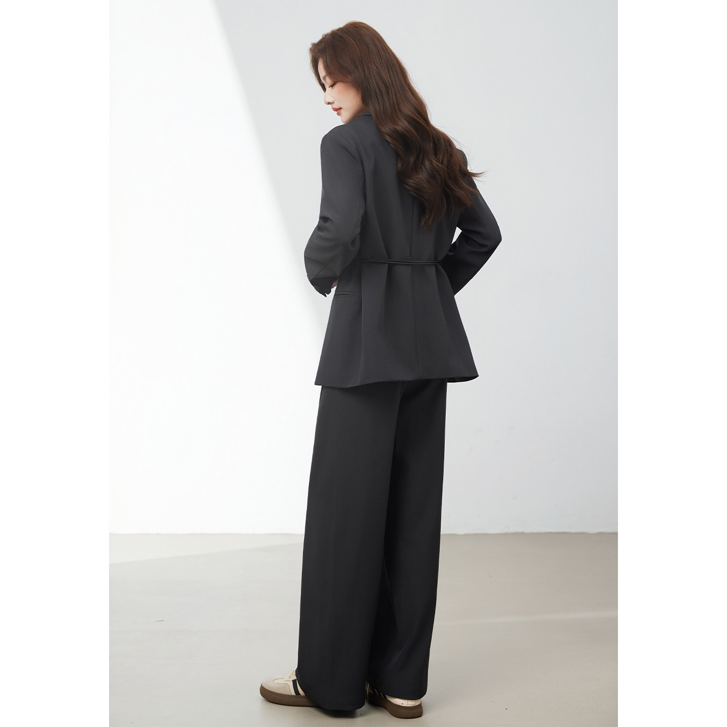 Smen诗萌2025秋冬季新款时尚职场通勤套装女西装外套阔腿裤套装,淘宝优惠券,粉丝福利购,淘宝优惠卷