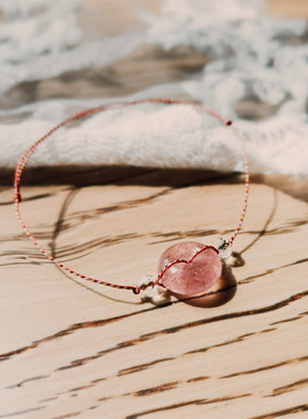 纤纤素手~点缀红润清透草莓晶