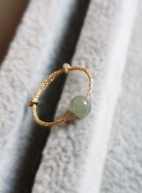 推荐！显白气质玉石戒指