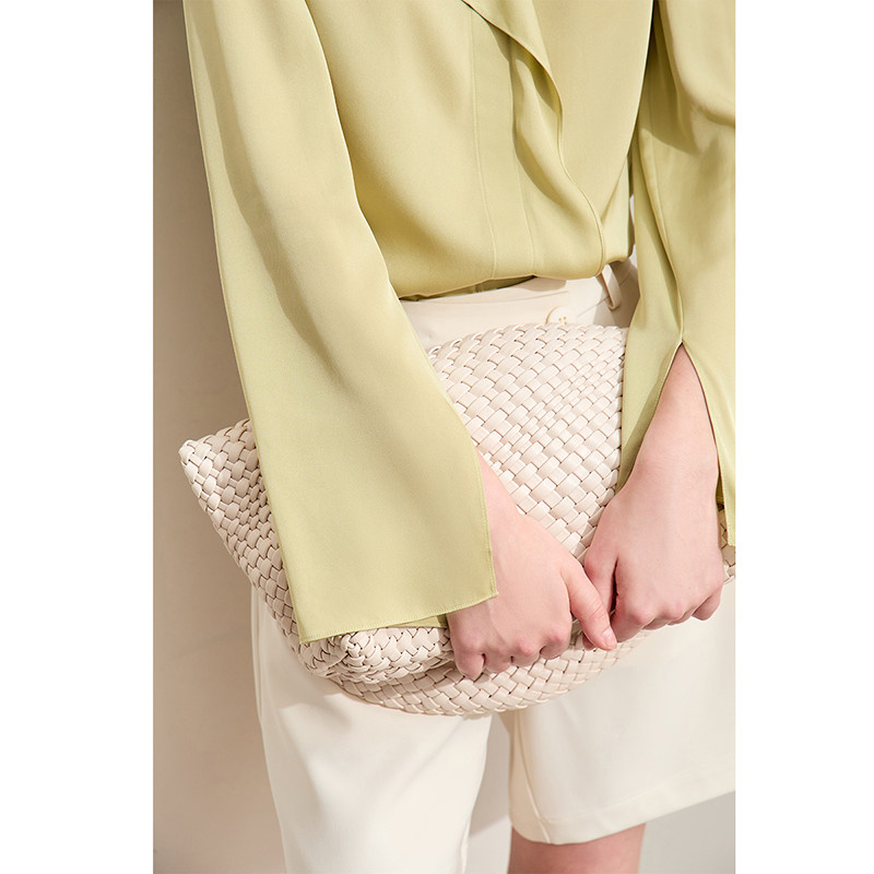 Amii2025夏新款不对称领V领荷叶边19姆米真丝上衣女桑蚕丝衬衫