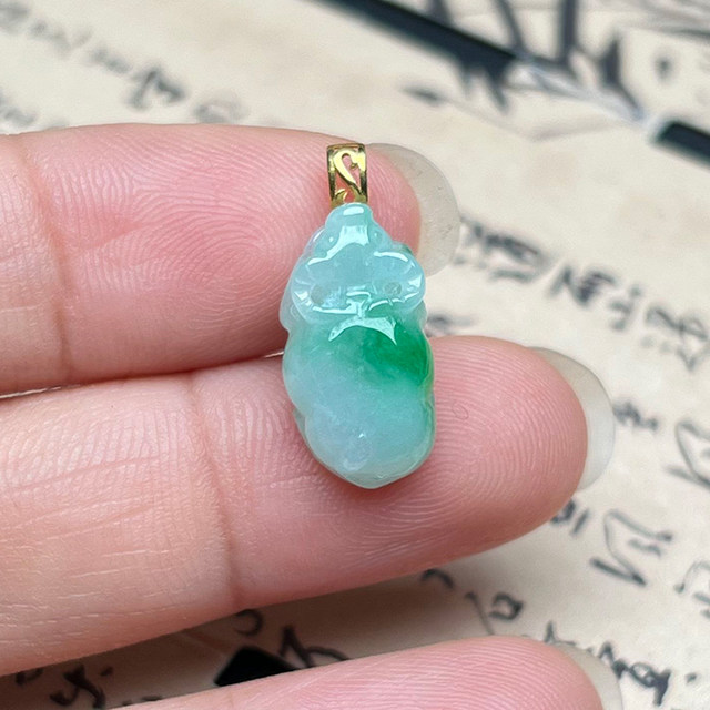 Longciyuan A-grade sun green jadeite 18K gold calf pendant