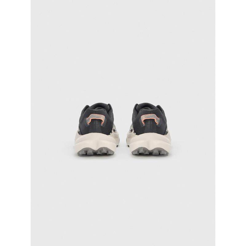 代购Hoka OneOne女士越野跑鞋缓震性能轻量结构防滑抓地跑鞋,淘宝优惠券,粉丝福利购,淘宝优惠卷