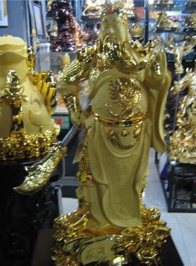 义薄云天关公落地饭店门厅绒沙金