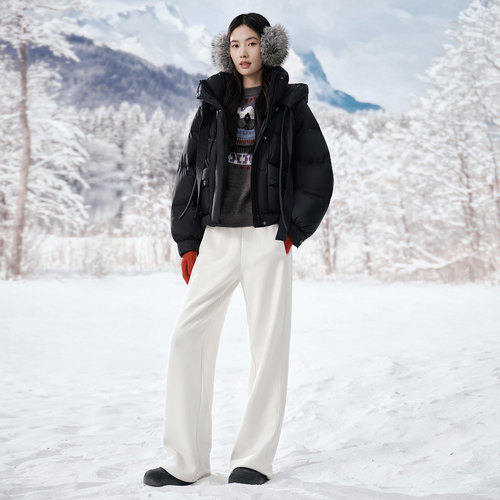 衣香丽影小个子连帽羽绒服女短款2025冬装新款泡芙外套141017313 - 图0