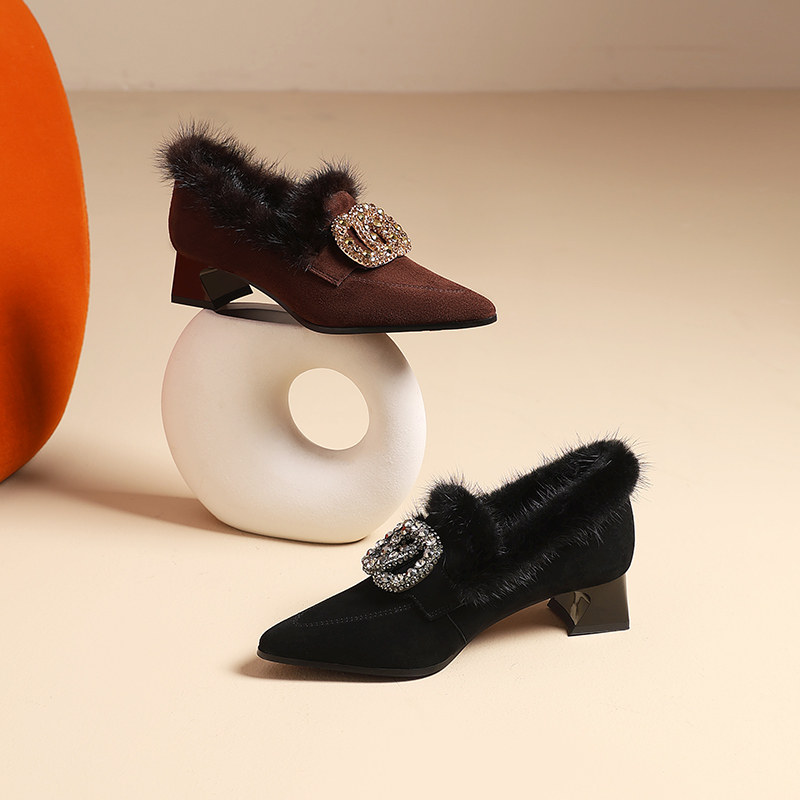 法式秋冬季新款加绒毛毛鞋水钻方扣粗跟尖头中跟真皮深口单鞋女鞋,淘宝优惠券,粉丝福利购,淘宝优惠卷