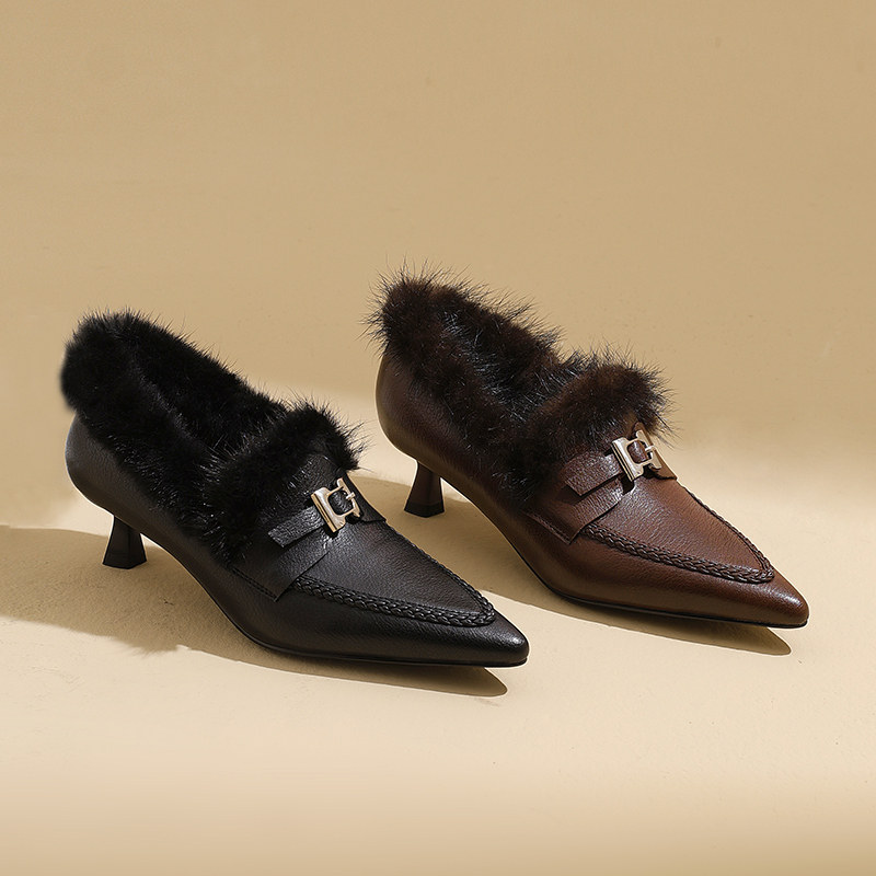 秋冬新款法式加绒保暖尖头高跟鞋带扣水貂毛小皮鞋真皮深口单鞋女,淘宝优惠券,粉丝福利购,淘宝优惠卷