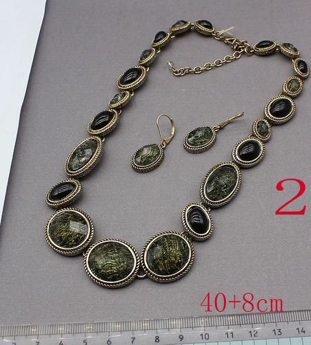 Европейский и американский одно нишевый этикет