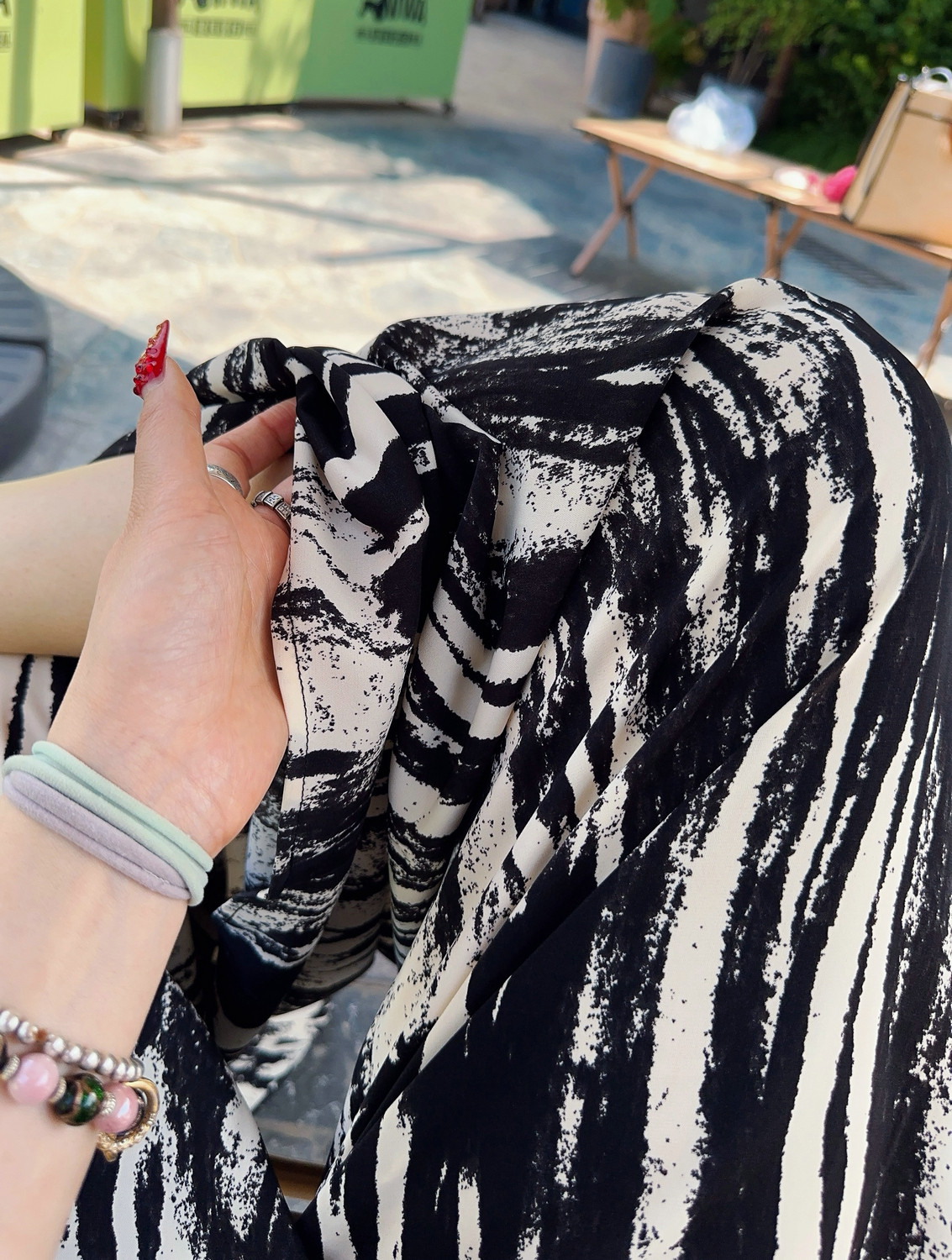 猫猫家加长女裤极简oversize吊带连体裤女宽松V领札染背带阔腿裤,淘宝优惠券,粉丝福利购,淘宝优惠卷