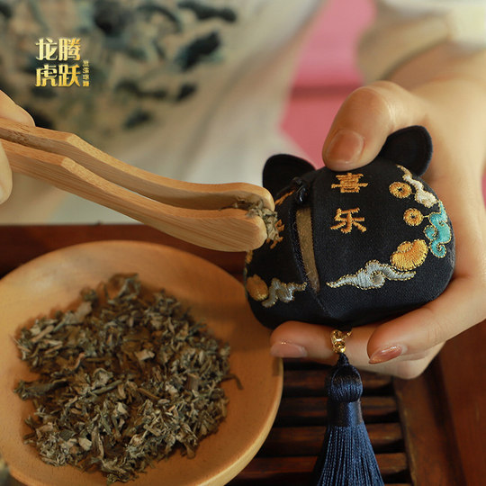 马年十二生肖香包香囊空袋青龙立体刺绣汽车平安挂件艾草中药荷包