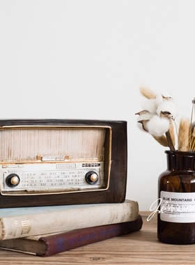 空间复古仿旧风拍摄树脂桌面摆件