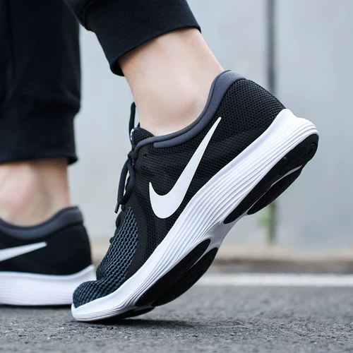 Nike, легкие модные дышащая обувь, беговые кроссовки, сезон 2021