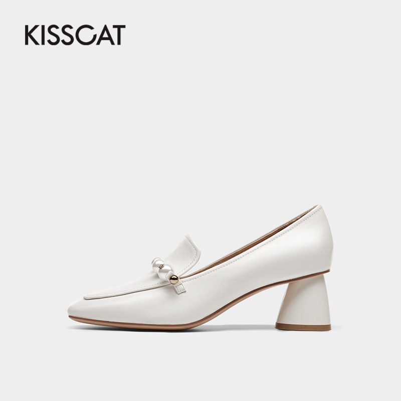 接吻猫2020年秋季新款中粗跟饰扣 kisscat乐福鞋（豆豆鞋）