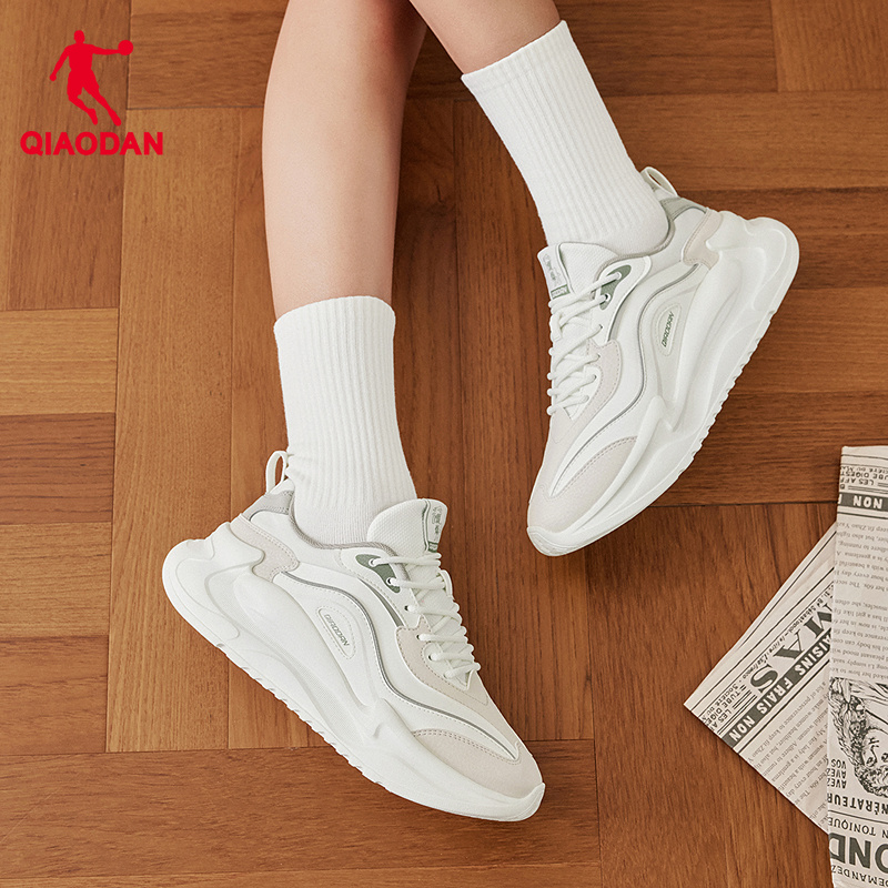 乔丹休闲鞋女2025冬季新款革面防水运动鞋厚底增高老爹鞋轻便鞋子