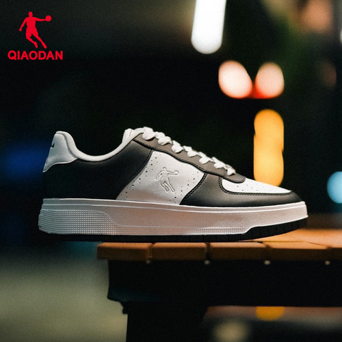 乔丹运动板鞋空军皮面青少年百搭黑白熊猫增高厚底休闲鞋男 - 图2