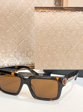 防紫外线遮阳墨镜男女款时尚方形