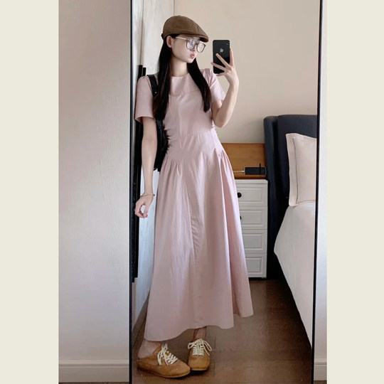 温柔风甜美粉色褶皱短袖连衣裙女夏季海边度假风收腰a字显瘦长裙