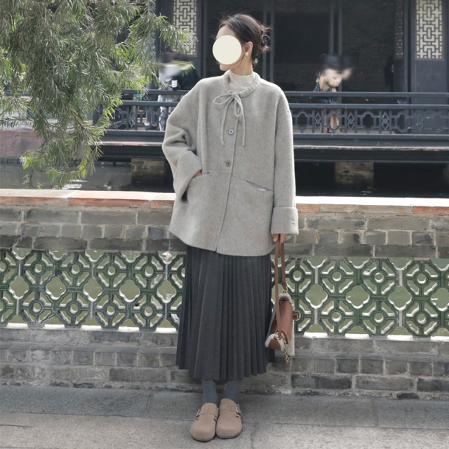 Sweet age-reducing bow grey tweed coat