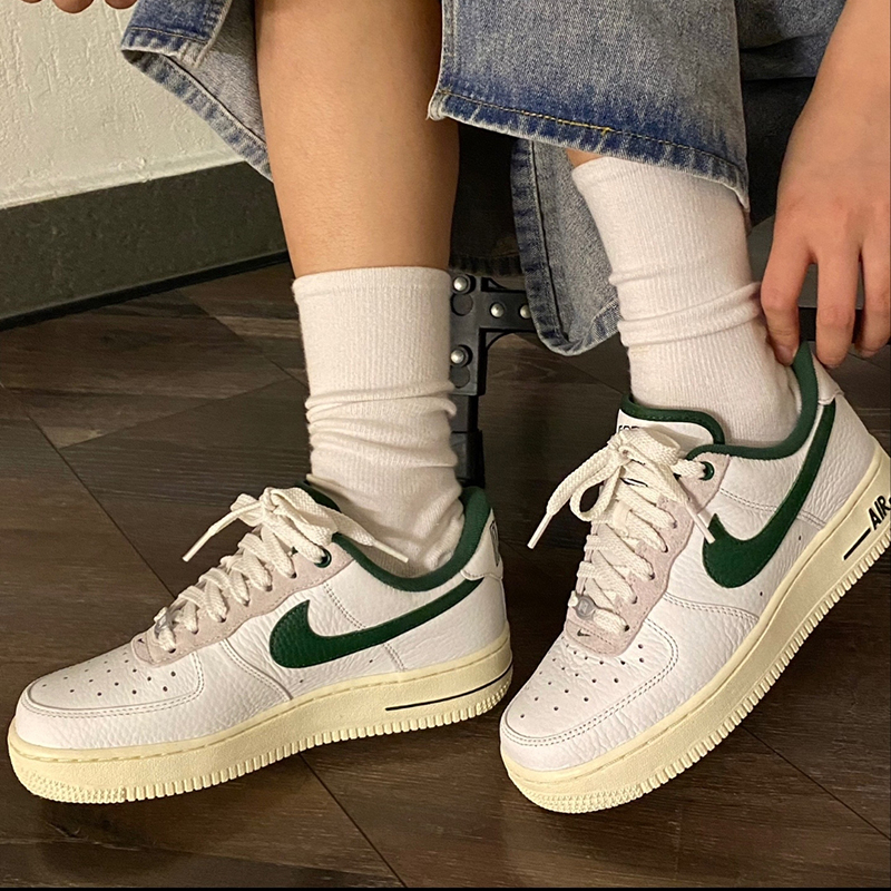 Nike耐克AIR FORCE 1女子空军一号运动鞋板鞋低帮DD8959 DR0148-图0