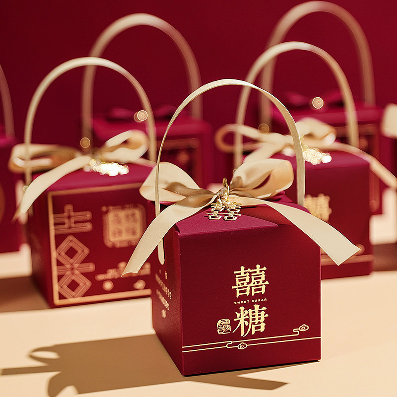 结婚喜糖盒子2024新款手提婚礼喜糖袋订婚糖果礼盒包装盒纸盒空盒