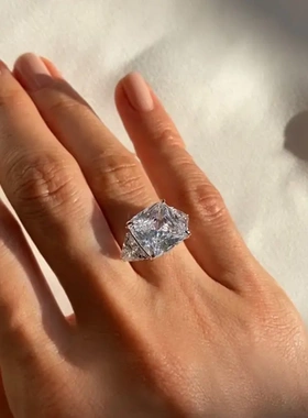 雷迪恩爆闪媲美冰花白锆石气质开口戒指女 公主方时尚指环手饰品