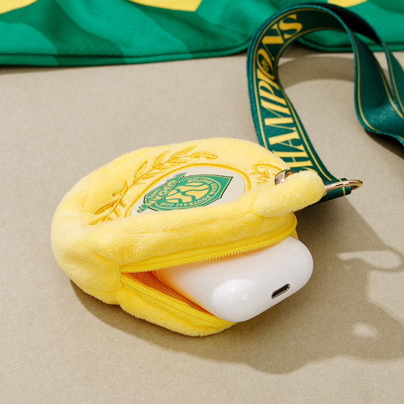 北京国安2025中国足协杯夺冠纪念毛绒奖牌包冠军纪念零钱包挂绳包,淘宝优惠券,粉丝福利购,淘宝优惠卷