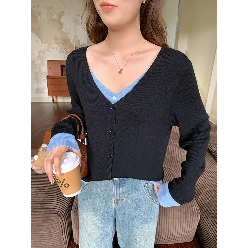 NAZ那子大码早秋新款设计感显瘦短款V领假两件胖mm洋气针织开衫 - 图1