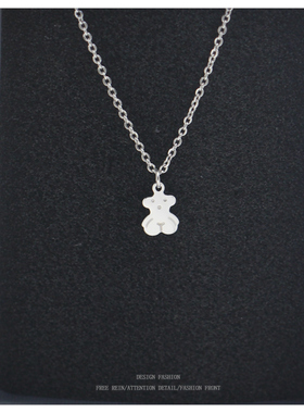 钛钢银色小熊锁骨链小众艺术感项链2026新款女生款高级感配饰礼物