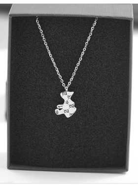 气质可爱小熊项链2026年新款女甜酷吊坠嘻哈锁骨链设计感颈链女生