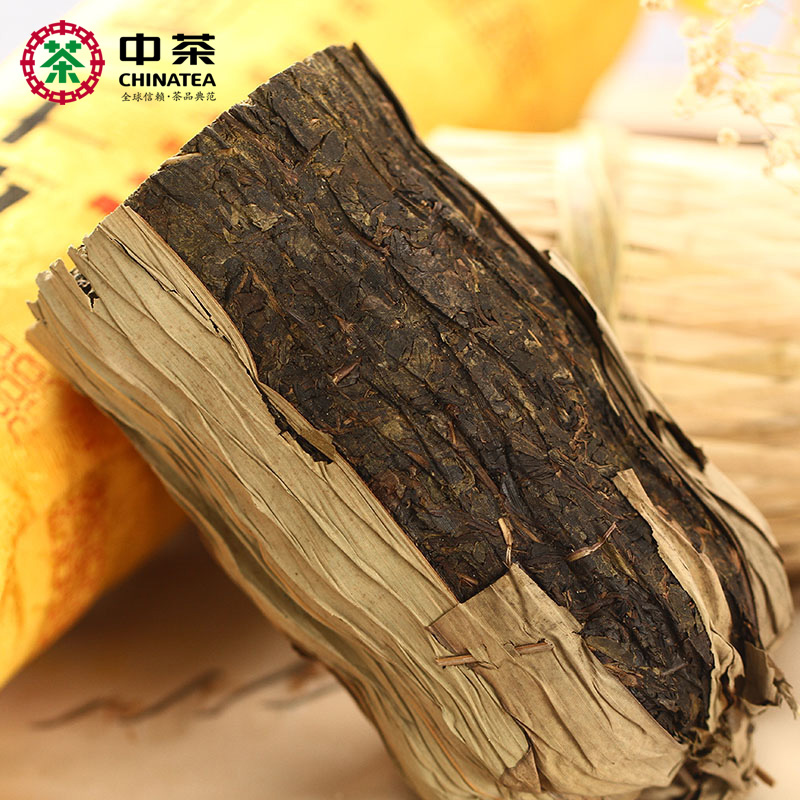 中茶百年木生态黑茶仓湖南安化黑茶千两茶花卷茶岁印二十两茶725g