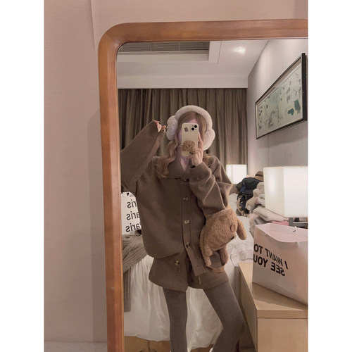 Yukiss 深灰色加厚翻领针织毛衣短裤两件套女冬韩系时髦懒人穿搭 - 图0