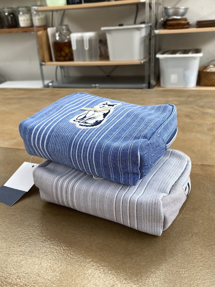 精致的美 刺绣猫咪出口日本正品零钱包双向拉链小化妆包布艺收纳,淘宝优惠券,粉丝福利购,淘宝优惠卷