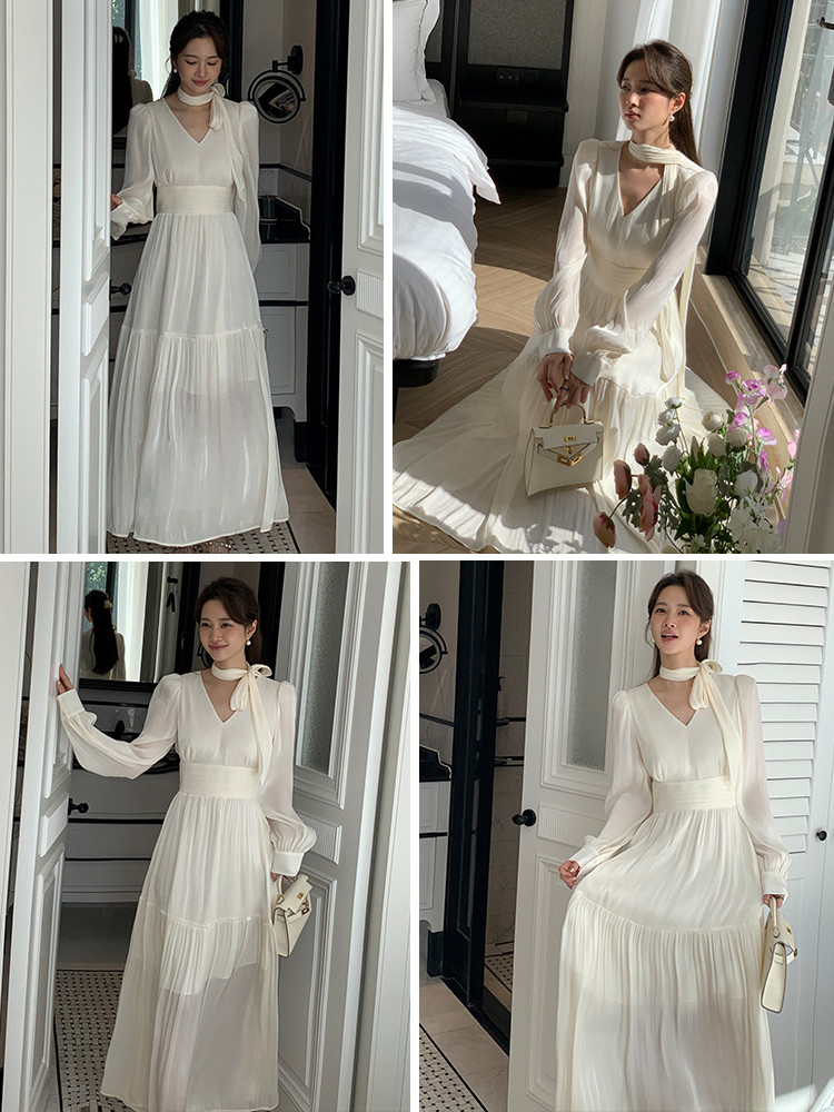 DPLAY2025秋季气质法式白色连衣裙女独特飘带沙滩裙子长袖长裙 - 图0