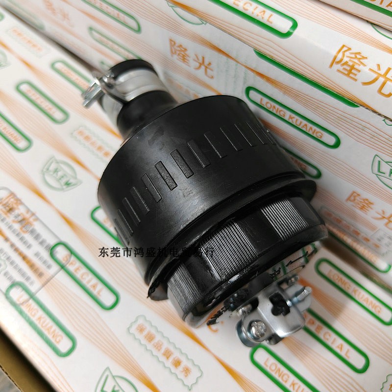 台湾LKEW隆光防水引挂式插头LK6420附橡胶套WF8420保障5KW用黑色 - 图0