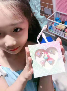 粉色爱心炫彩水晶配饰小戒指