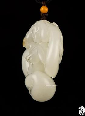新疆和田玉黄皮白玉籽玉把件裸女 64.7克天然玉石籽料吊坠