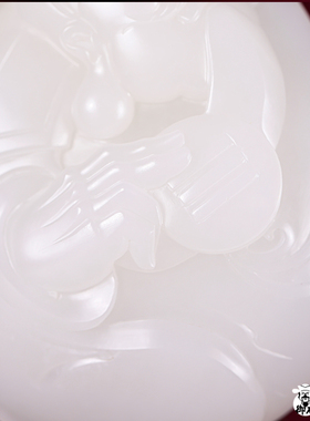 天然新疆和田玉原毛孔皮白玉籽玉挂件挂坠吊坠  伏羲八卦 70克