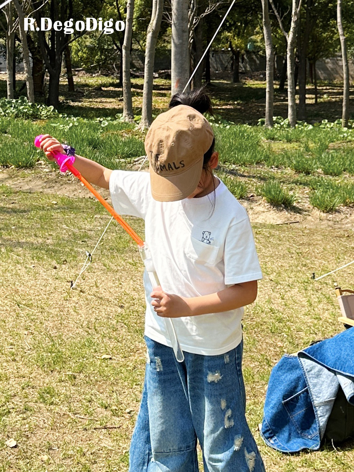 RDegoDigo男女童装亲子时髦日系水洗破洞马蹄阔腿牛仔裤现货 - 图0