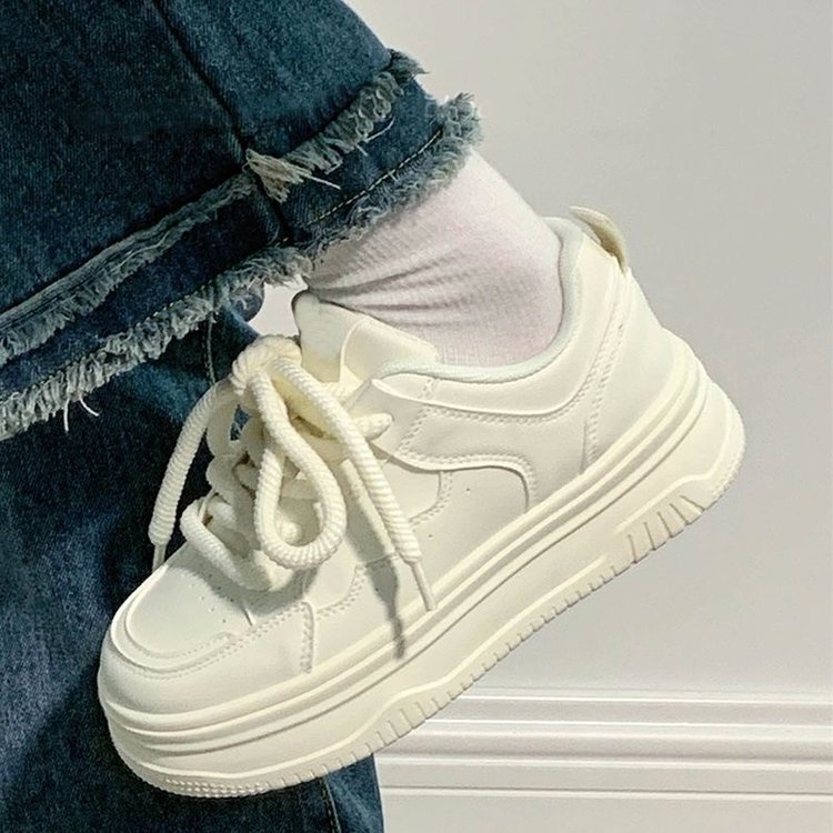 2025年春秋季新款运动休闲鞋运动鞋透气系带厚底学生小白鞋配裙子