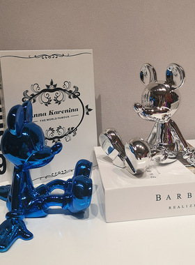 现代简约树脂电镀米奇老鼠样板间